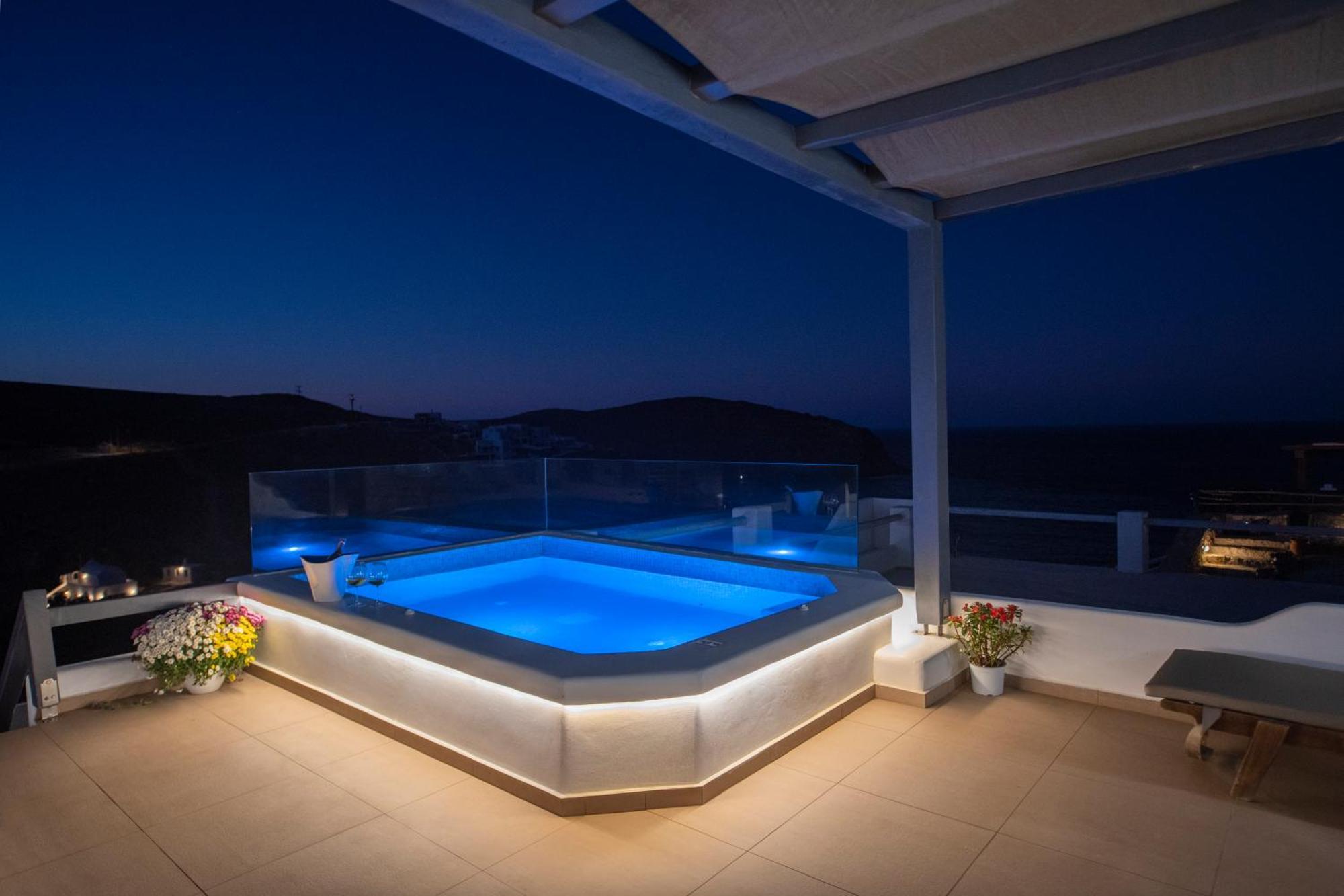 Myrsini'S Luxury Suites Merchia Mykonos Town エクステリア 写真