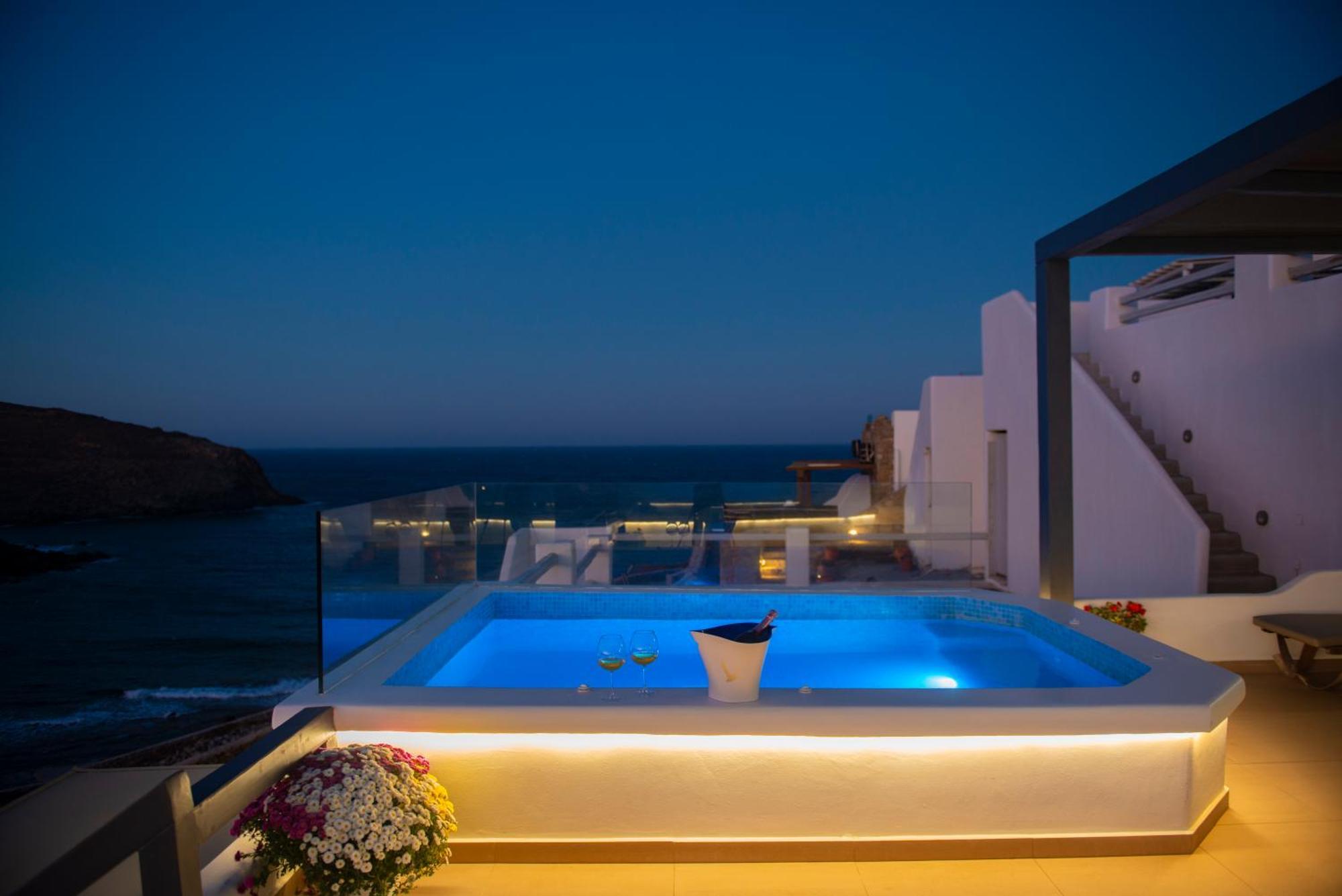 Myrsini'S Luxury Suites Merchia Mykonos Town エクステリア 写真