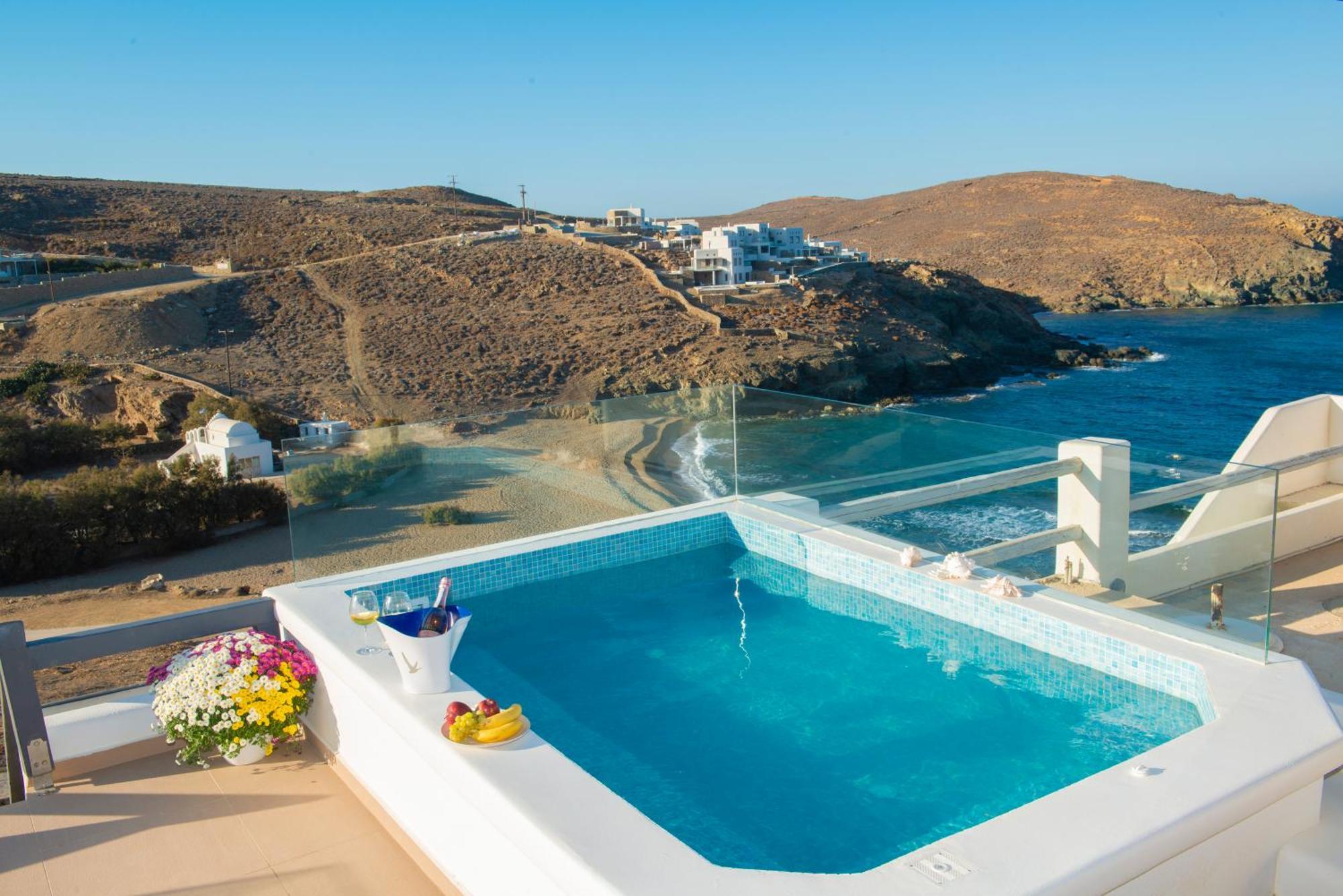 Myrsini'S Luxury Suites Merchia Mykonos Town エクステリア 写真