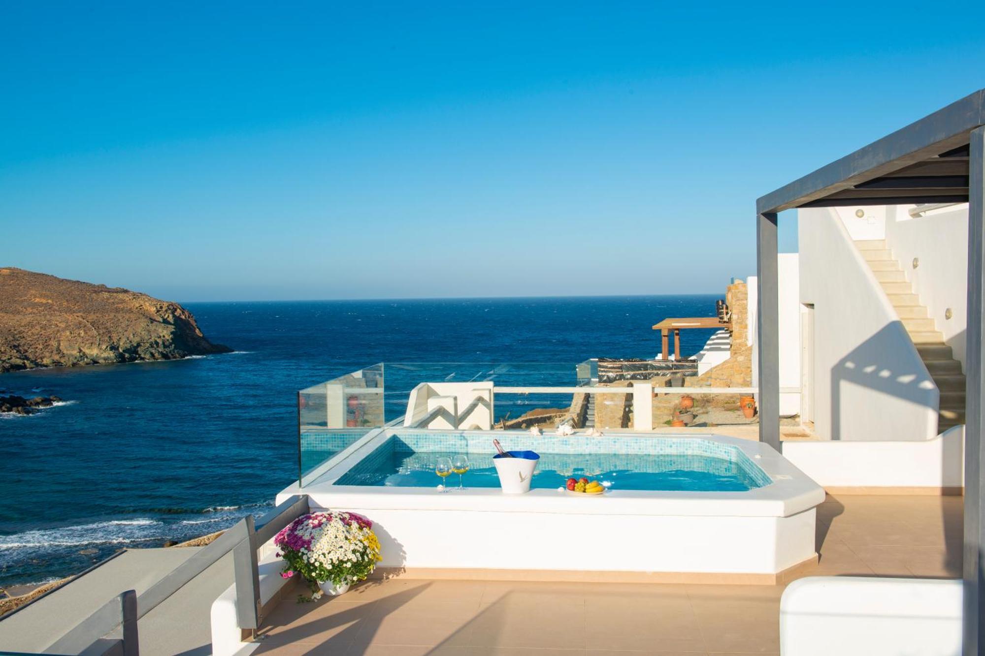 Myrsini'S Luxury Suites Merchia Mykonos Town エクステリア 写真